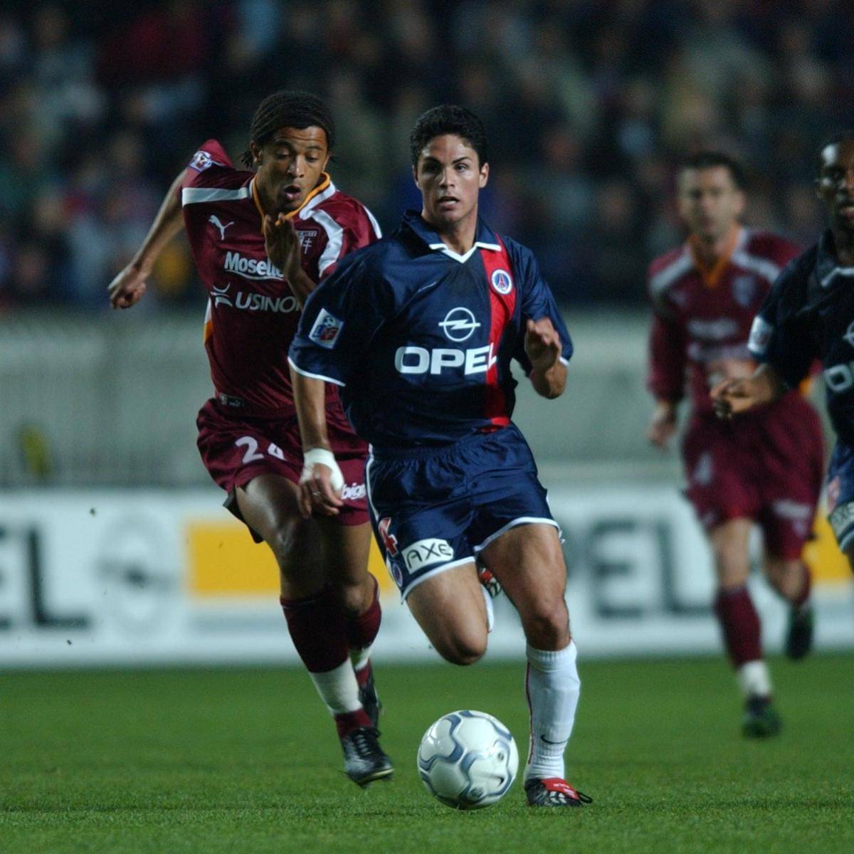 关于国王杯半决赛对决在即!波尔图演练定位球,巴黎圣日耳曼密集防守应对的信息 关于国王杯半决赛对决在即!波尔图演练定位球,巴黎圣日耳曼密集防守应对的信息